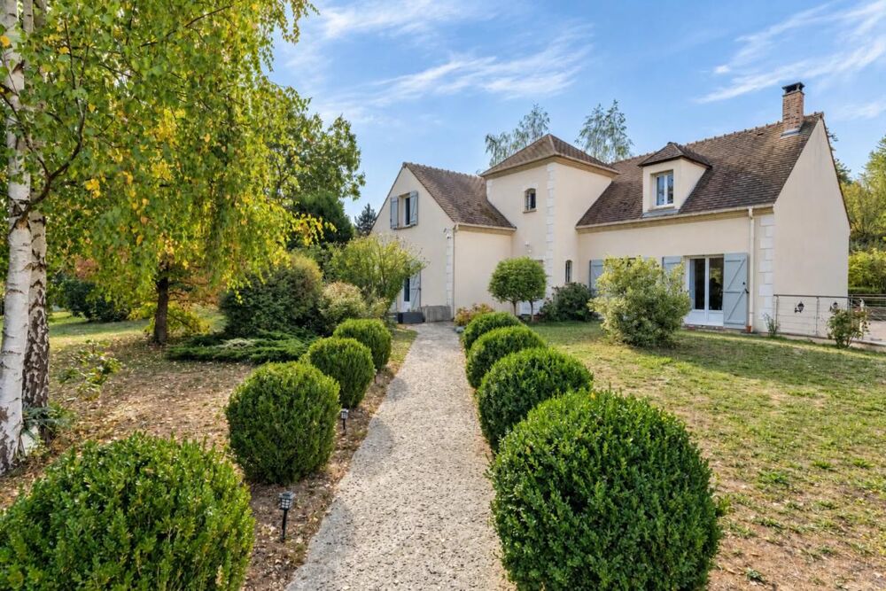 à vendre  Propriété/château Luzarches (95270)