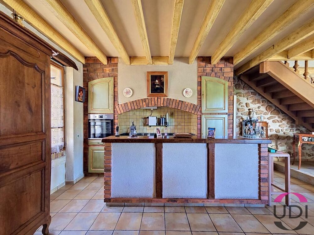 Vente Maison Maison de ville à vendre - 3 chambres - Montluçon Montlucon