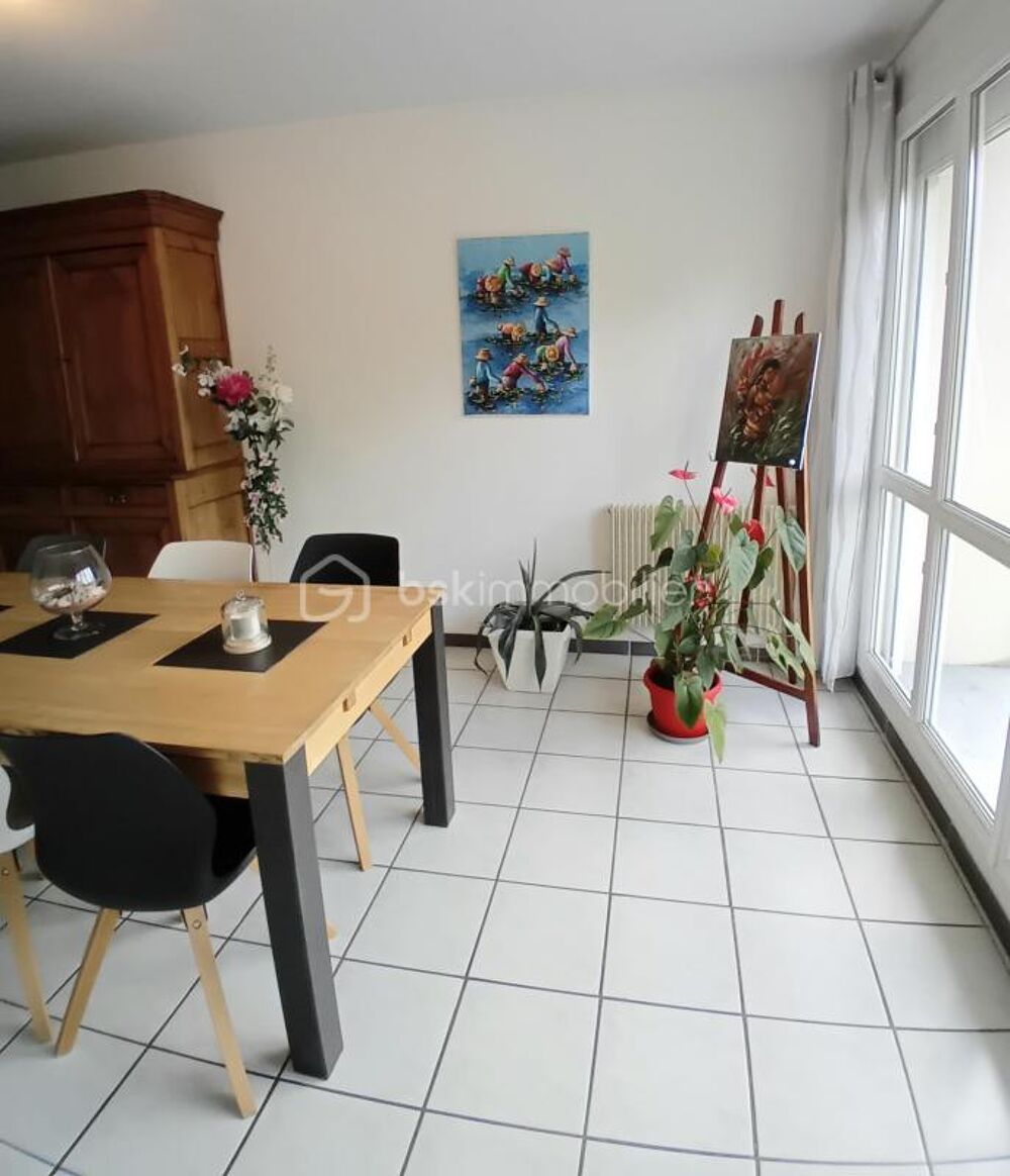 T4 lumineux de 80 m2-Dernier étage-Environnement calme et verdoyant