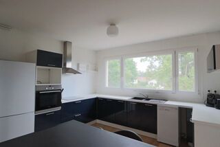  Appartement à louer 4 pièces 91 m²