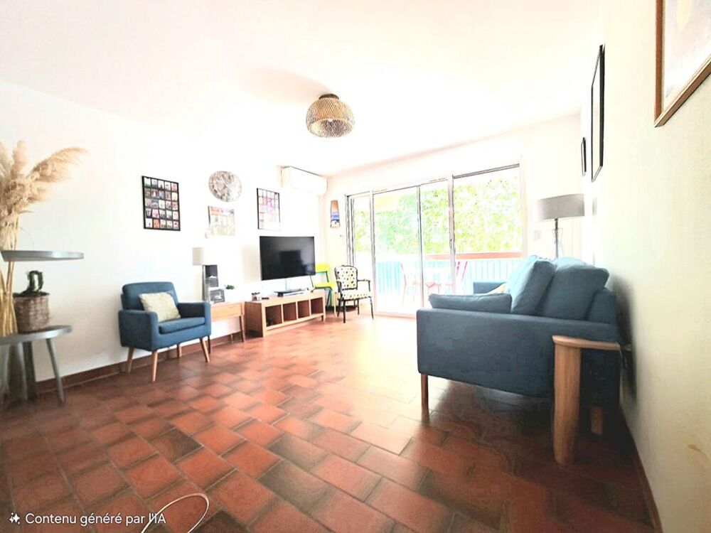 Appartement Le Lavandou 2 pièce(s) 40 m2 ET TERRASSE