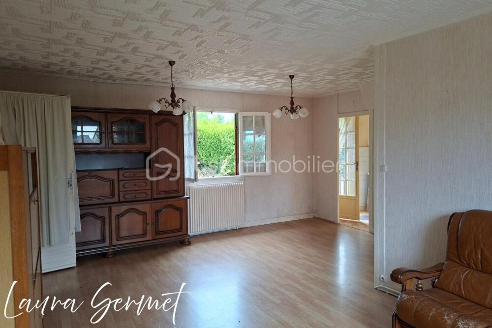 Maison individuelle de plein pied - grand terrain - dépendances