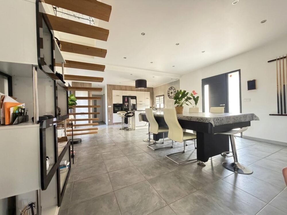 Maison 5 pièces / 129 m² / 298 000 EUR / CASTRES