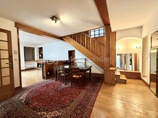 Vente Maison Maison de vile au beau potentiel au centre de Faverges Faverges