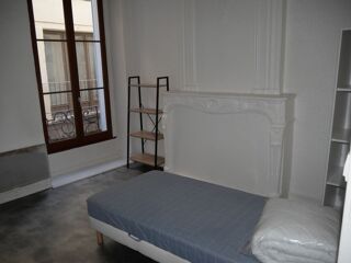  Appartement à louer 2 pièces 28 m²