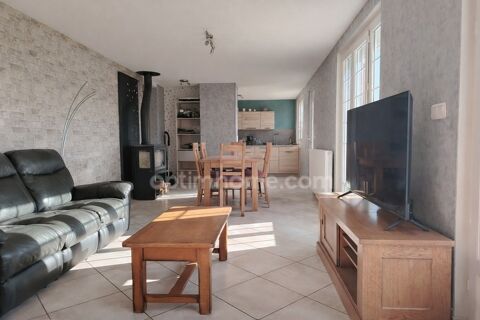   Maison familiale lumineuse avec d�pendances � Choye (70700), quartier Colombine Maison - 6 pi�ce(s) - 132 m�