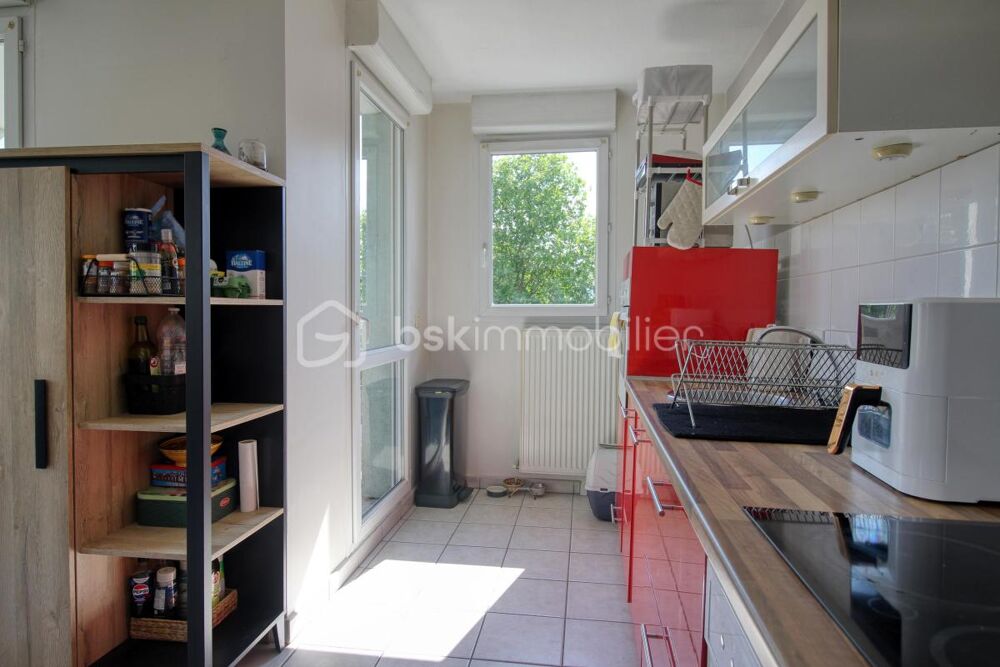 Appartement 64 m²  2 chambres  Balcon  Échirolles centre