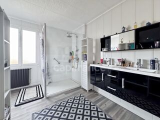  Villa  vendre 7 pices 210 m