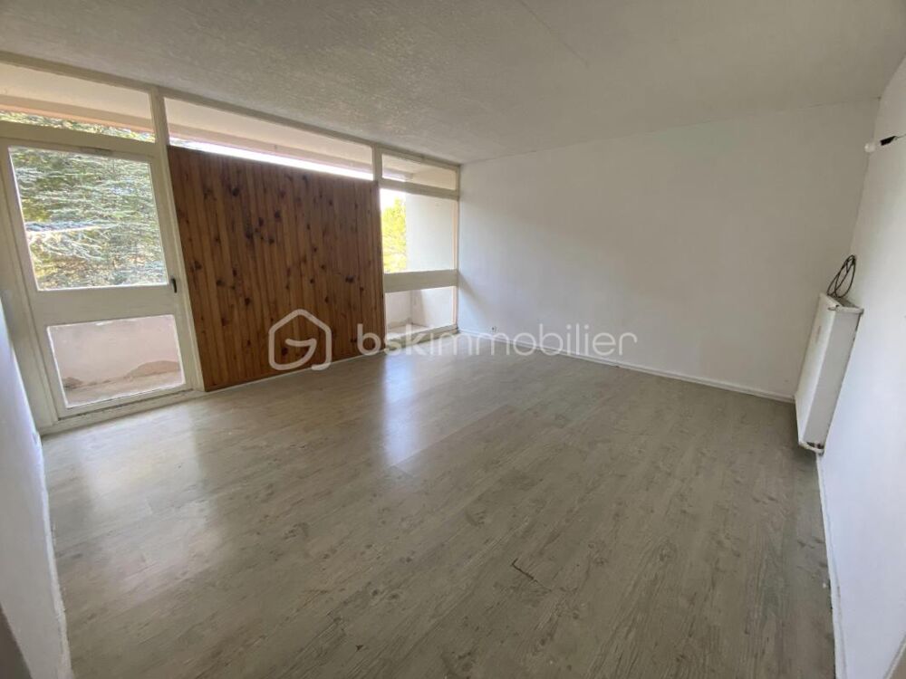 Vente Appartement Appartement de type T3 de 61 m² au 4ème étage, 2 chambres + cave Apt
