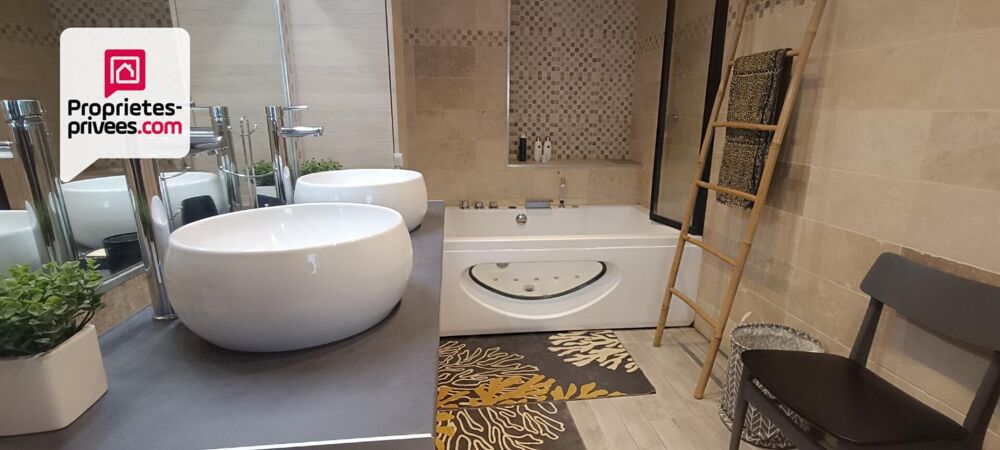 Maison 7 chambres 184 m2 avec piscine