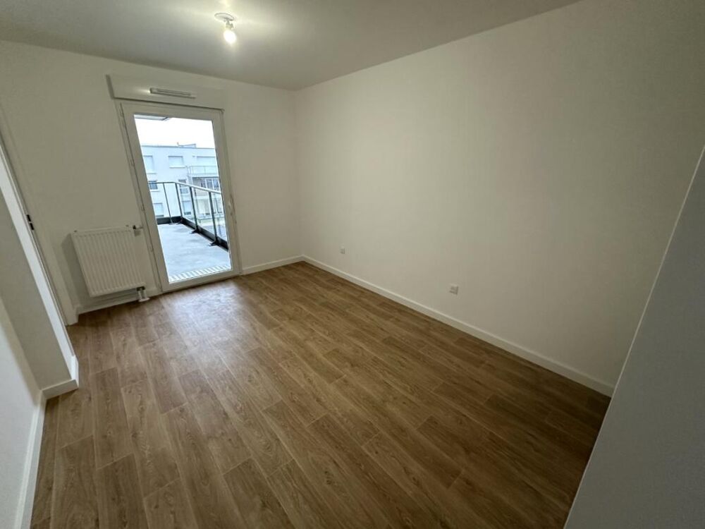 T2 NEUF avec balcon et parking à CHARTRES