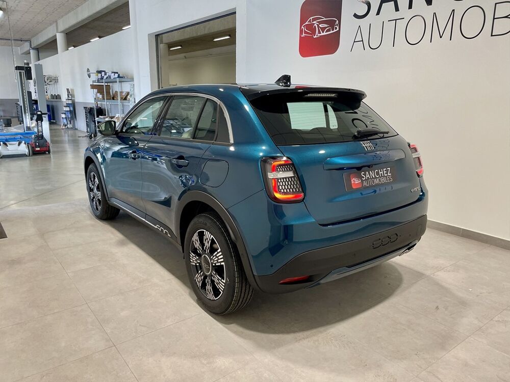 Fiat 600 1.2 HYBRID 136 DCT6 PACK 2025 occasion 52000 Chamarandes-Choignes