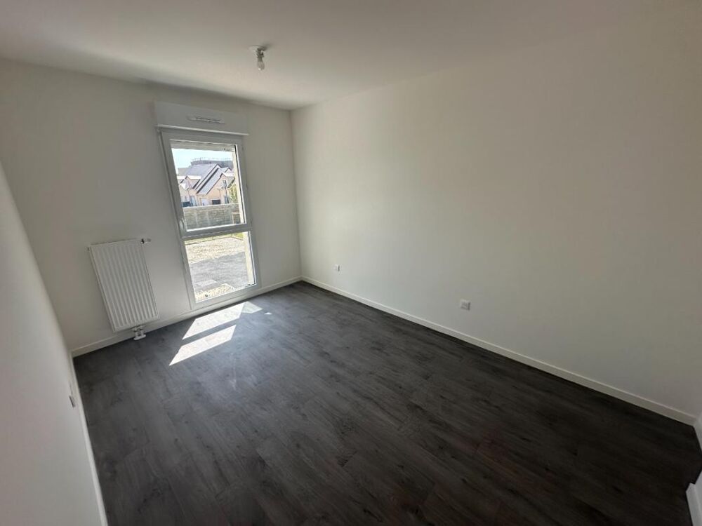 T2 neuf avec balcon et parking à Mainvilliers