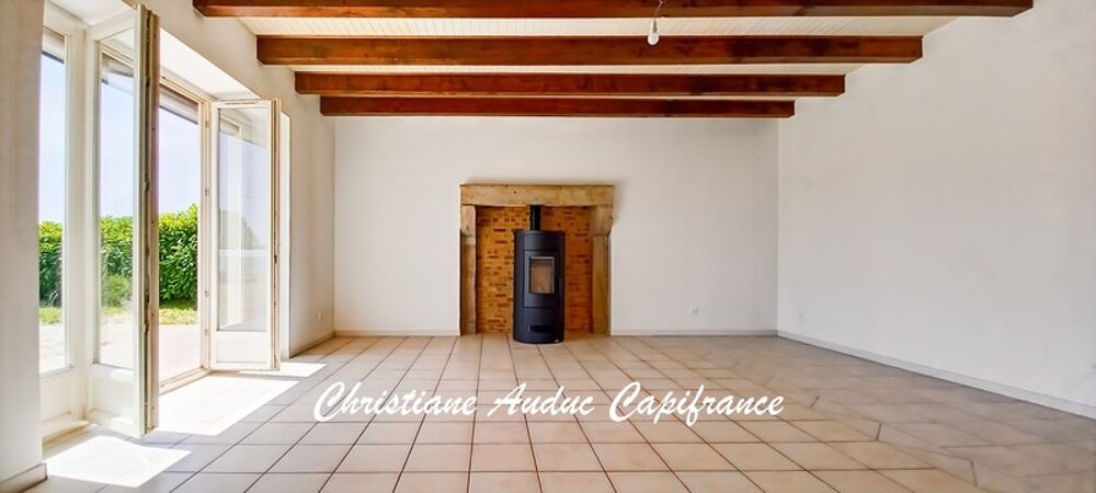 Vente Maison 5 minutes de Génelard, au calme, maison en pierre, de plain-pied, rénovée en 2025, de 118.50 m², 135 m² de grenier aménageable, Martigny le comte
