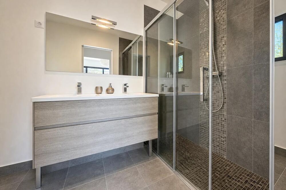à vendre  Maison Montfuron (04110)