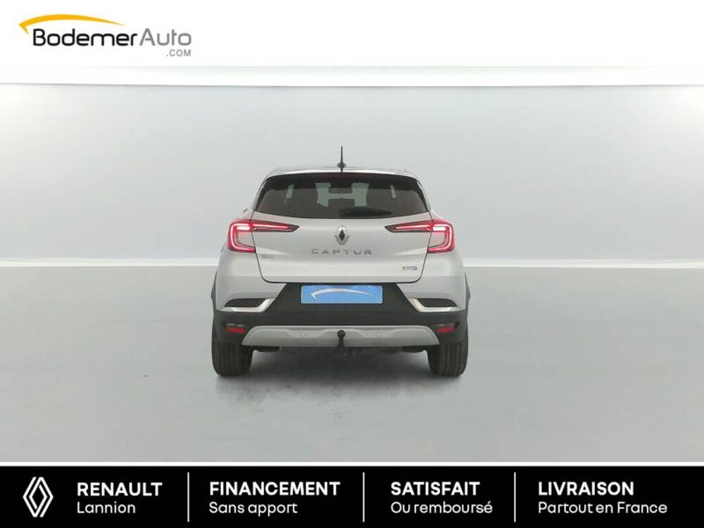 Captur E-Tech Plug-in 160 - 21 Intens 2021 occasion 22200 Guingamp