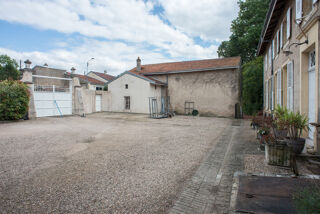  Propri�t�/ch�teau � vendre 15 + pi�ces 655 m� Vittonville