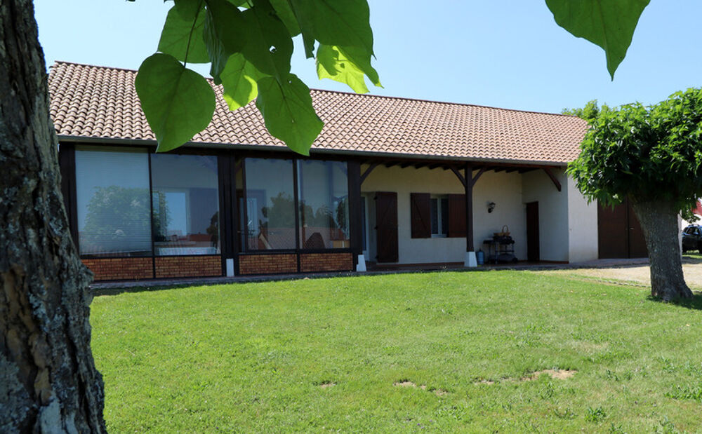 ROMENAY, joli villa avec véranda sur 3800 m² de terrain