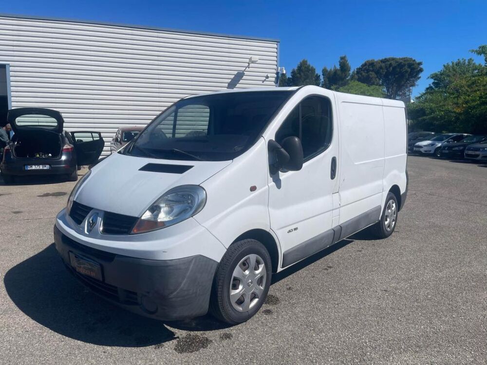 Trafic GENERIQUE L1H1 2.0DCI 115 2007 occasion 84700 Sorgues