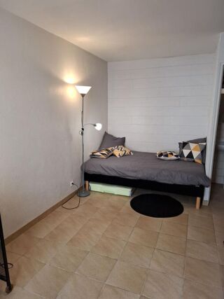  Appartement à louer 1 pièce 21 m²