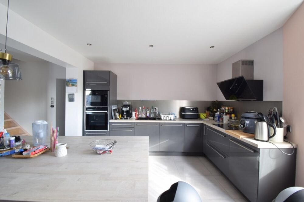 Vente Maison Maison familiale à vendre à Laimont – 186 m² – 5 chambres – Piscine chauffée – DPE B – Terrain clos de 2 600 m² Laimont