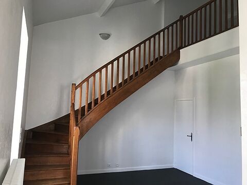  Appartement � louer 5 pi�ces 136 m�