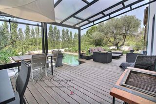  Propri�t�/ch�teau � vendre 11 pi�ces 305 m�