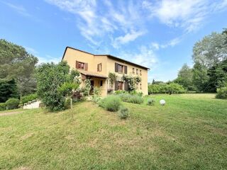  Propri�t�/ch�teau � vendre 6 pi�ces 220 m�