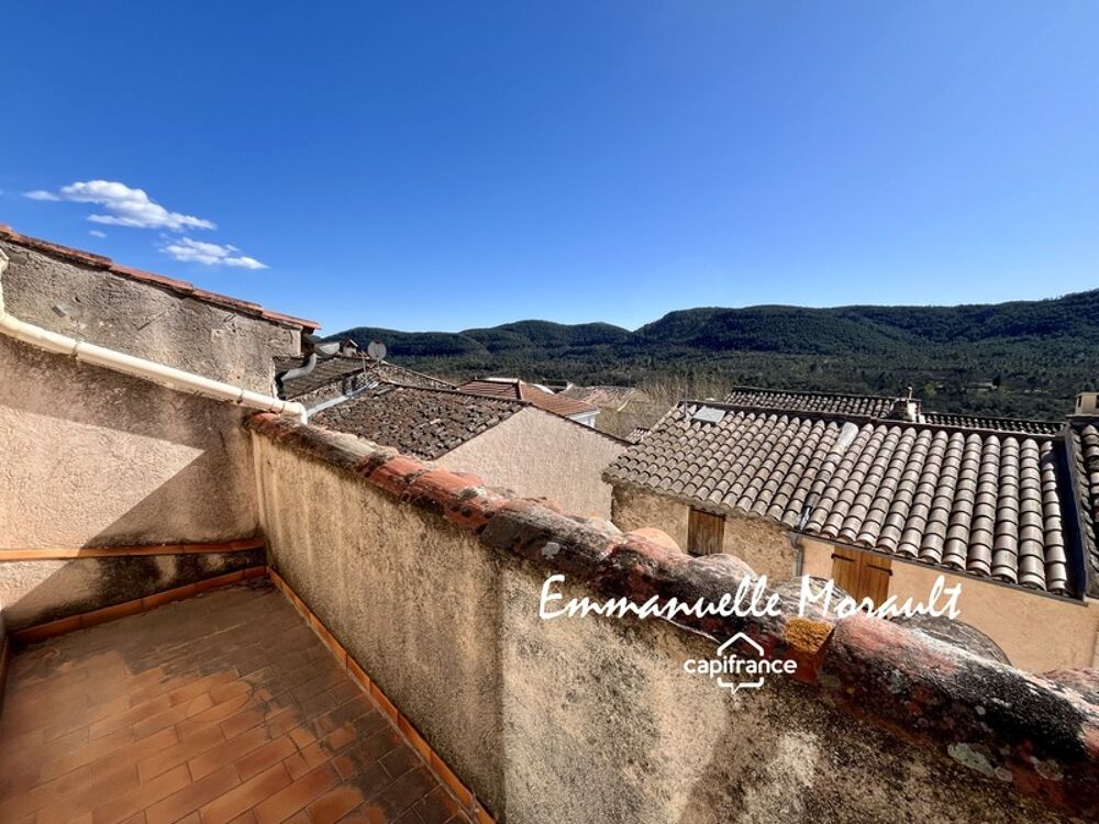 Maison de village 4 pièces avec terrasse à vendre BAGNOLS EN FORET (83)
