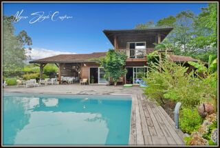  Propri�t�/ch�teau � vendre 5 pi�ces 240 m�