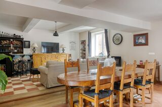  Villa � vendre 7 pi�ces 210 m�