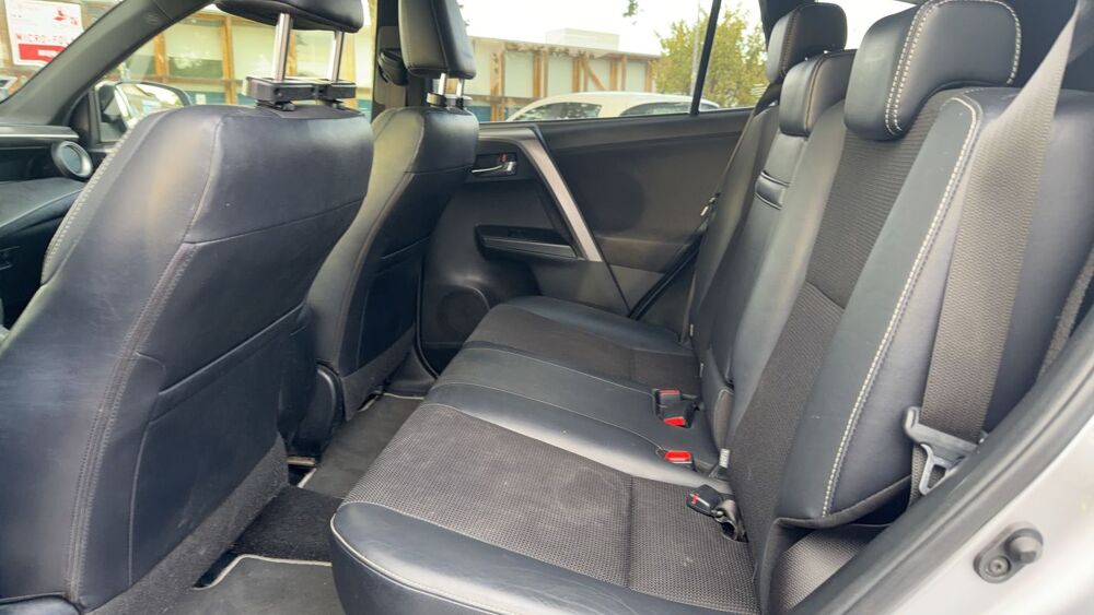 RAV 4 2.5 VVTi 197 Hybrid E-CVT Design 2018 occasion 38230 Charvieu Chavagneux