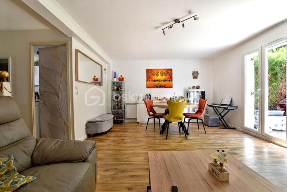 Vente Maison Vous cherchez un appartement ? Cette maison va vous surprendre 74 m² avec jardin et box Conflans sainte honorine