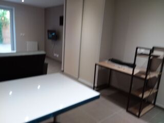 Appartement à louer 1 pièce 36 m²