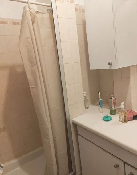  Appartement  louer 1 pice 75 m Bagneux