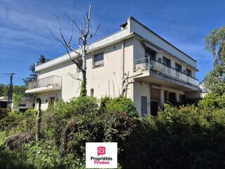  Immeuble à vendre 15 + pièces 315 m²