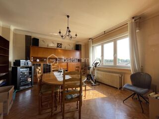  Maison à vendre 10 pièces 275 m²