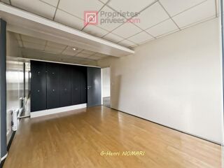  Parking / Garage � vendre 2 pi�ces 230 m�