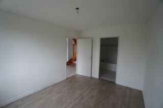  Appartement � louer 2 pi�ces 77 m�