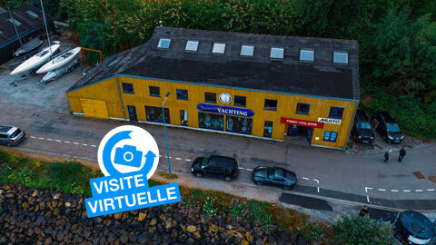   Ensemble Murs et fonds Voilerie et accastillage sur le port de Tréboul (Douarnenez - 29) 