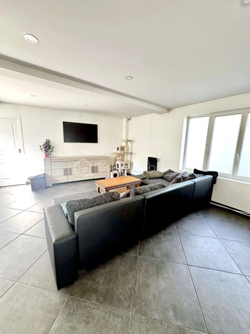 Vente Maison Maison ancienne avec jardin, garage et dépendance – Beaucoup de charme Soignolles en brie
