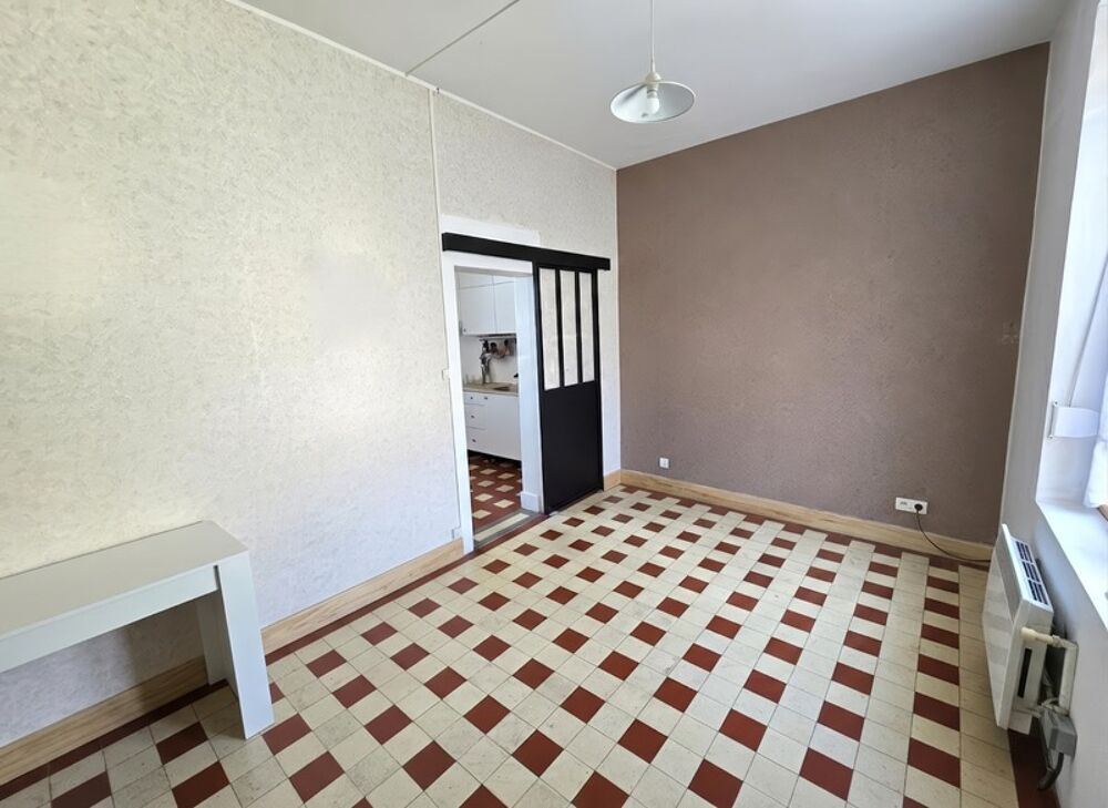 HIRSON (02) - ? Vente maison avec 4 chambres ????, cour ? et terrain