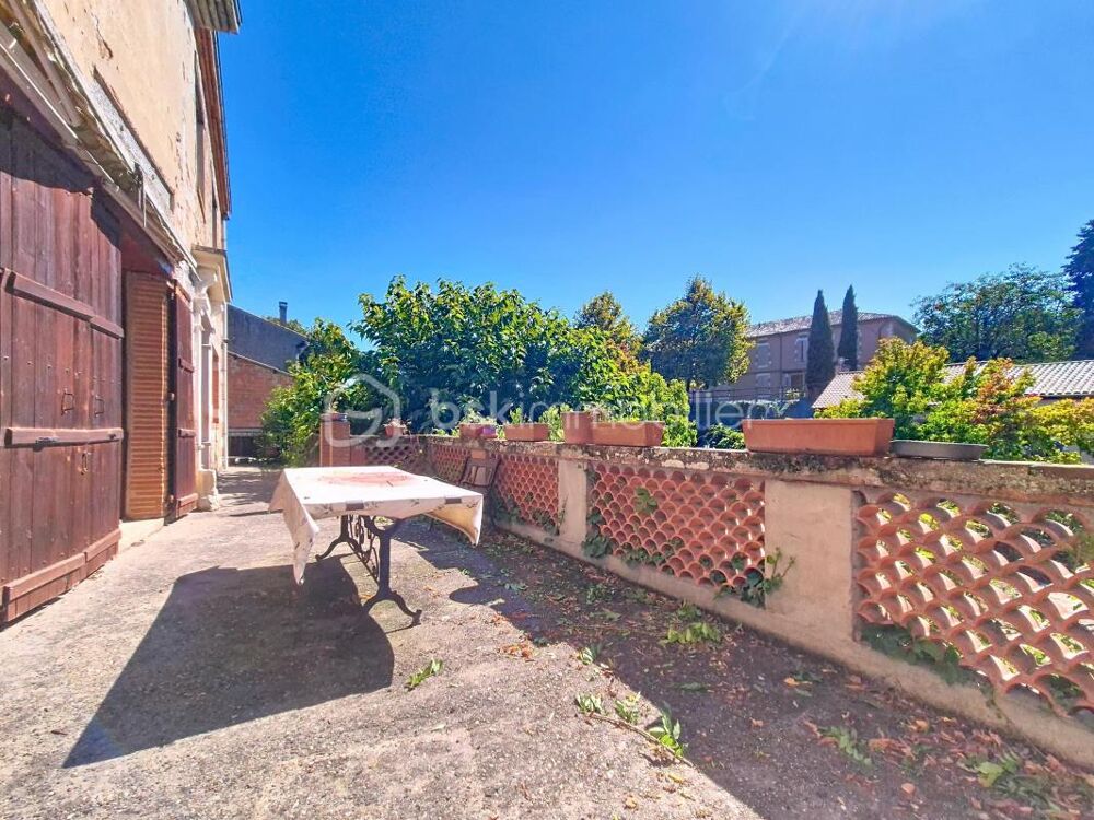 Vente Maison Maison de caractère en pierre au cœur d'Auvillar, dépendances avec grand potentiel, jardin Auvillar