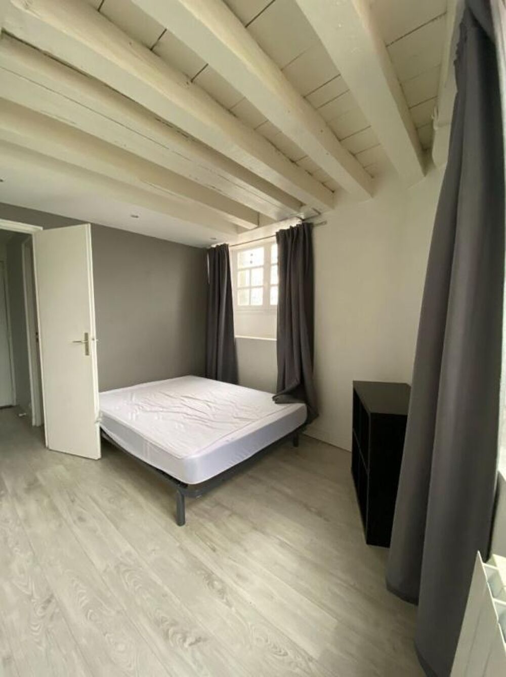 Vente Appartement Porte de Bourgogne, 2P duplex Bordeaux