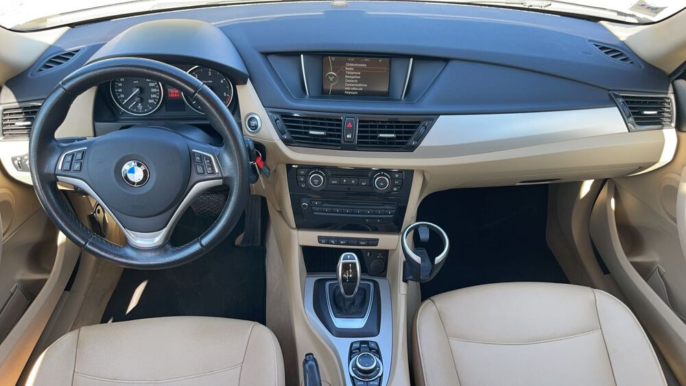 X1 sDrive 18d 143 Steptronic8 Lounge Plus - Premi&egrave;re main Autom 2014 occasion 17100 Saintes