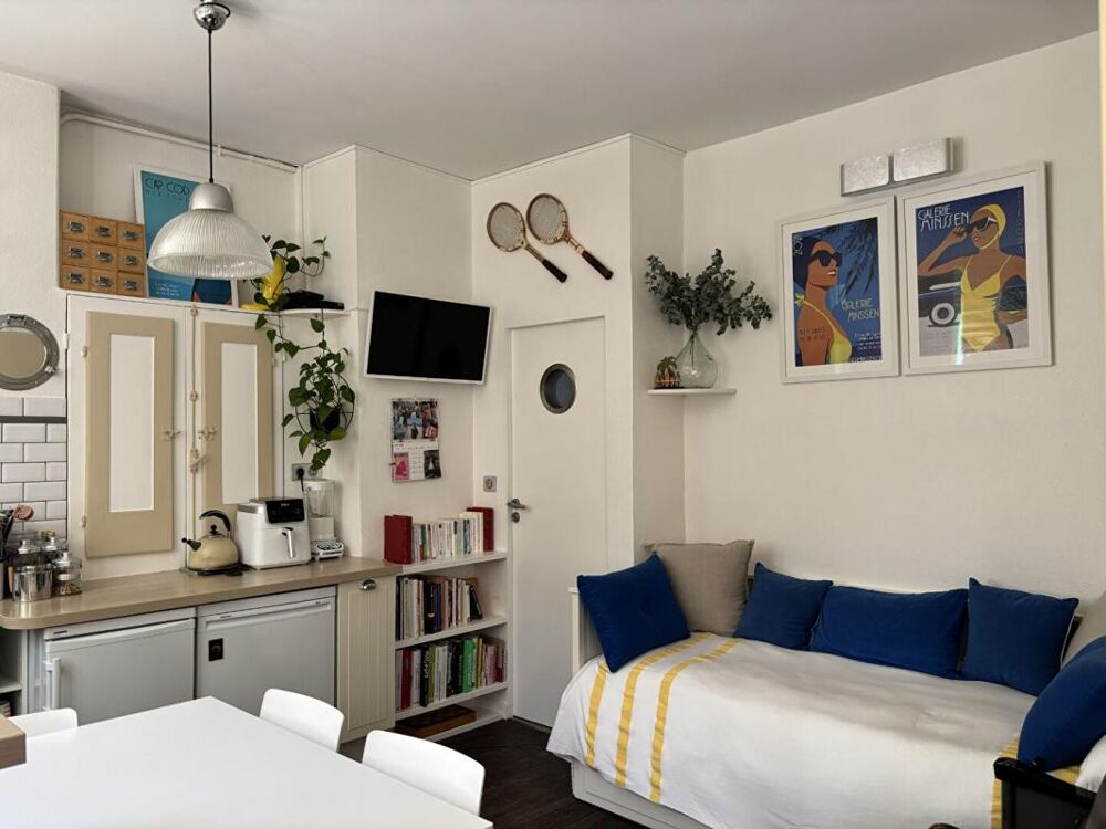 Vente Appartement Agréable deux-pièces lumineux et au calme sur cour fleurie Paris 15