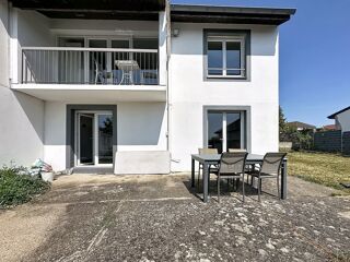  Maison à louer 6 pièces 127 m²