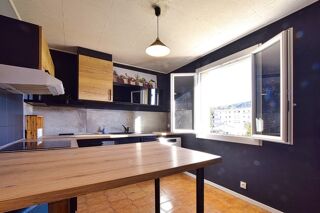  Maison à vendre 11 pièces 207 m²