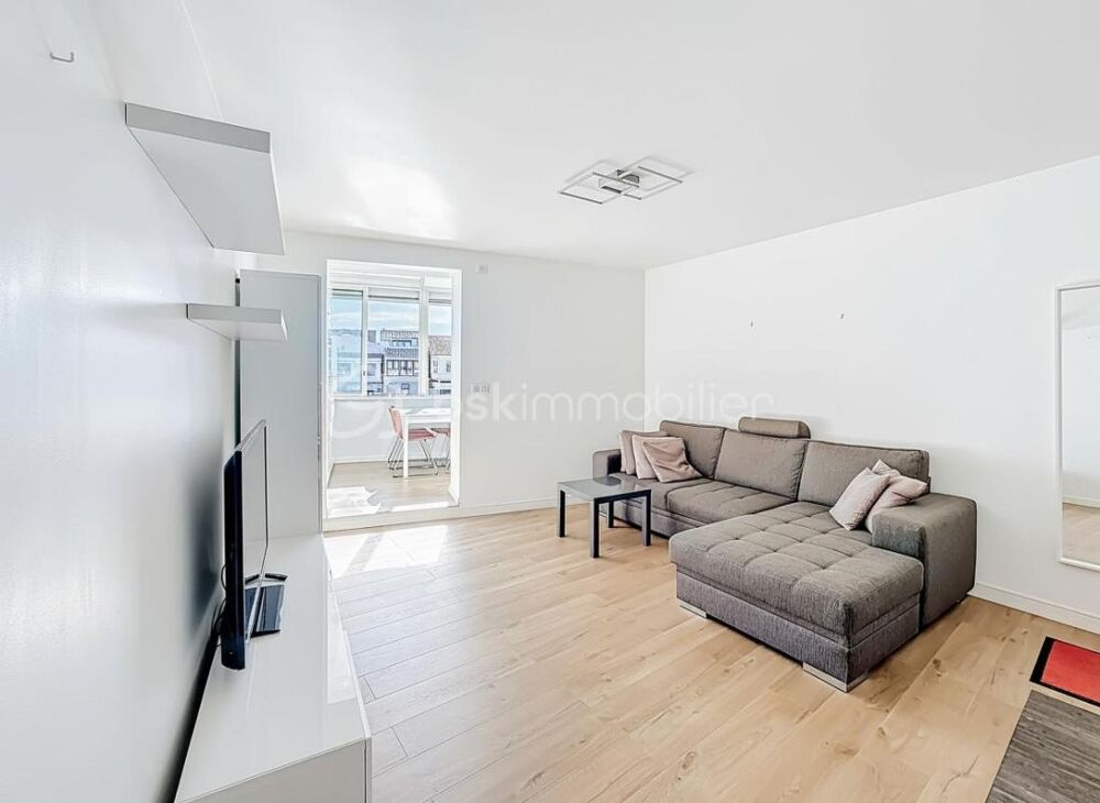 Vente Appartement EXCLUSIVITÉ *** Magnifique Appartement T2 rénové de 45m2 avec vue canal à PALAVAS *** Palavas les flots