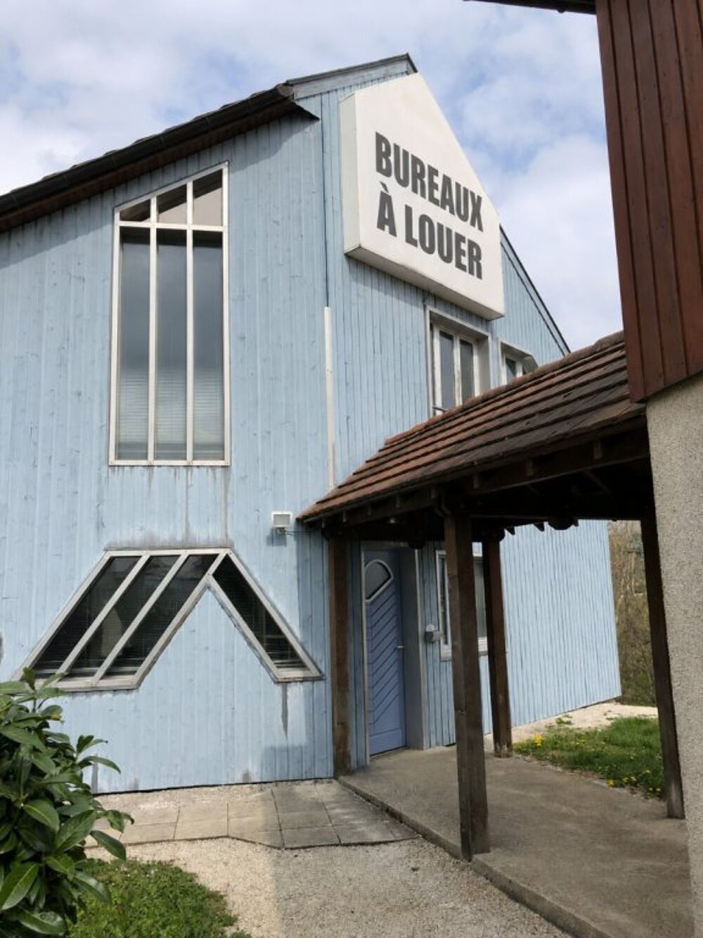   A Louer - Bureaux 